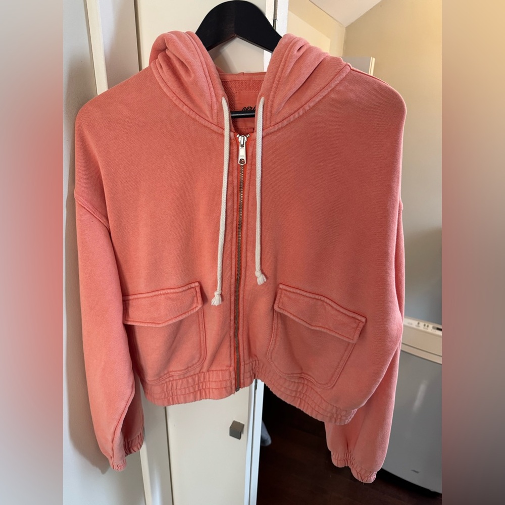 aerie EUC SIZE LARGE Coral Cropped Hoodie